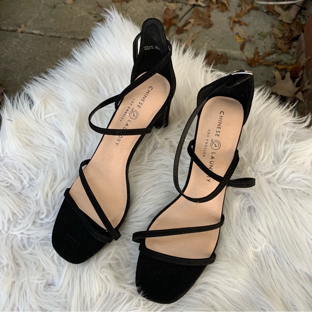 Chinese Laundry Black Strappy Heels Size 8